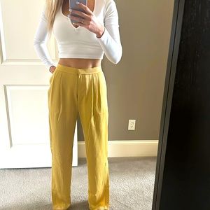 Wayf pants never worn size medium gold/yellow from Nordstrom